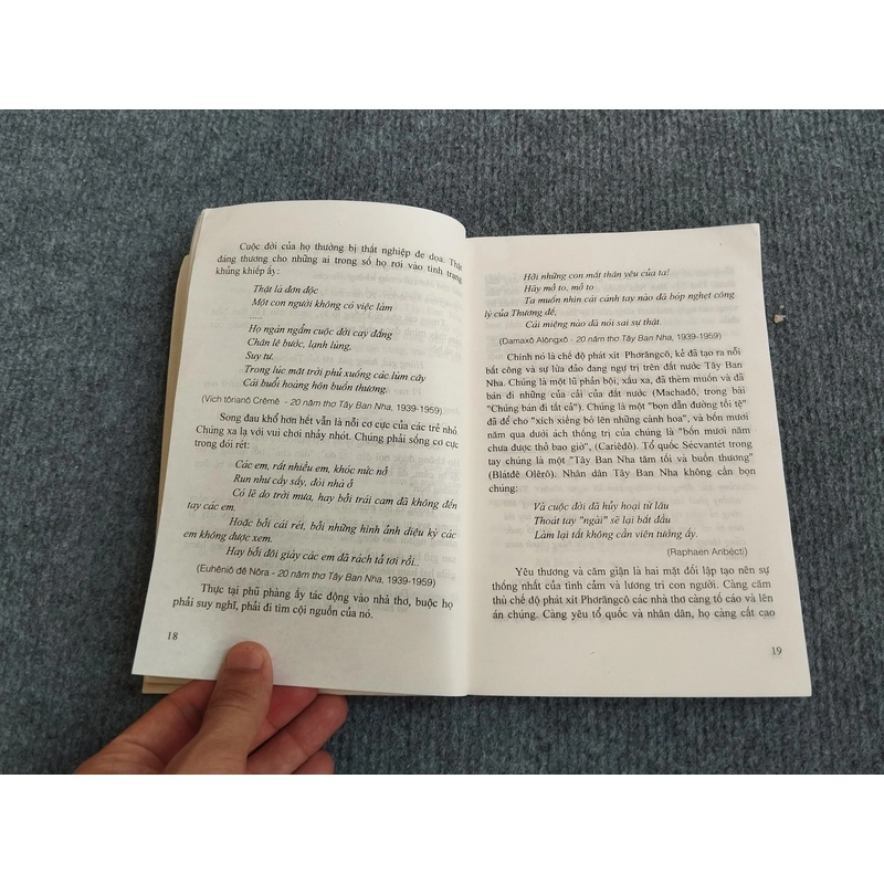 TỪ CHÂN TRỜI MỘT PHÍA 539809