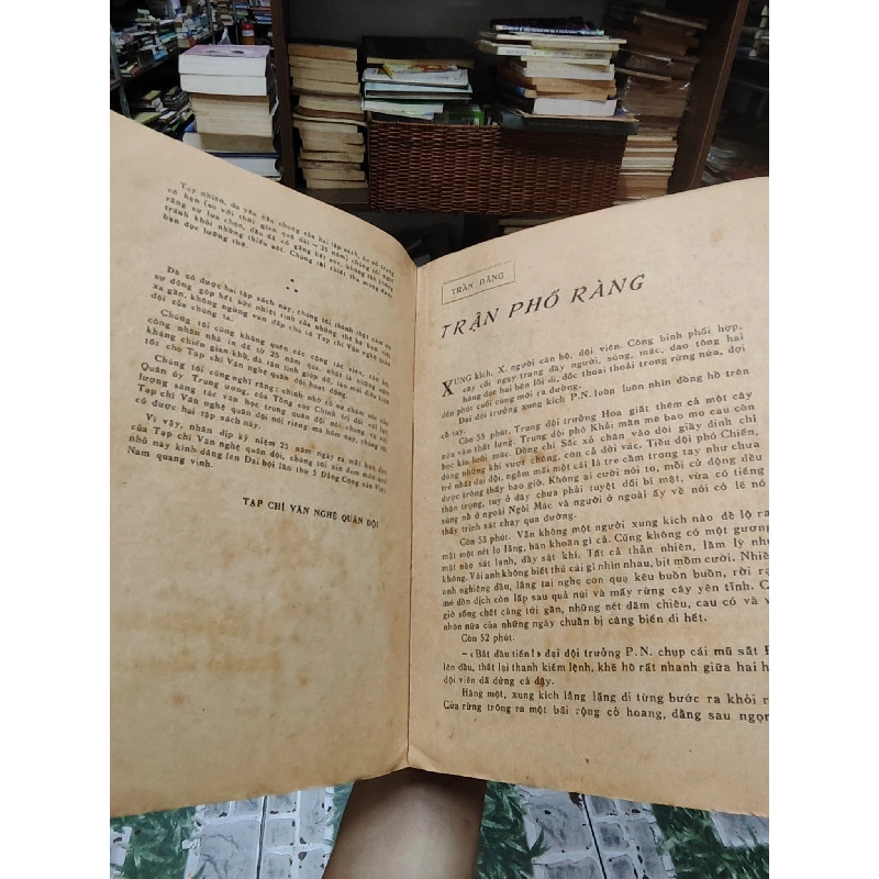 Văn: Tạp Chí Văn Nghệ Quân Đội 1957 - 1982 1065664