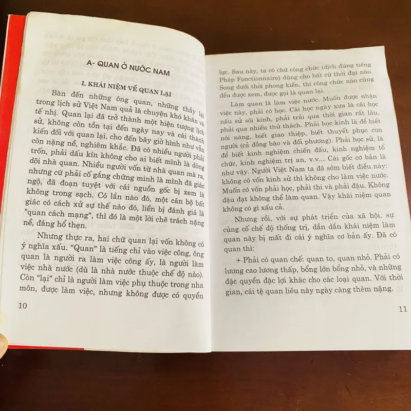 Văn thần Việt Nam  976805