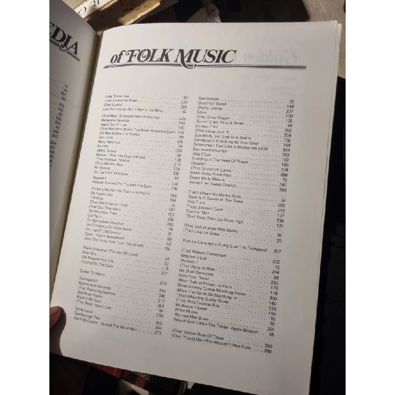 Golden Encyclopedia of Folk Music 331904