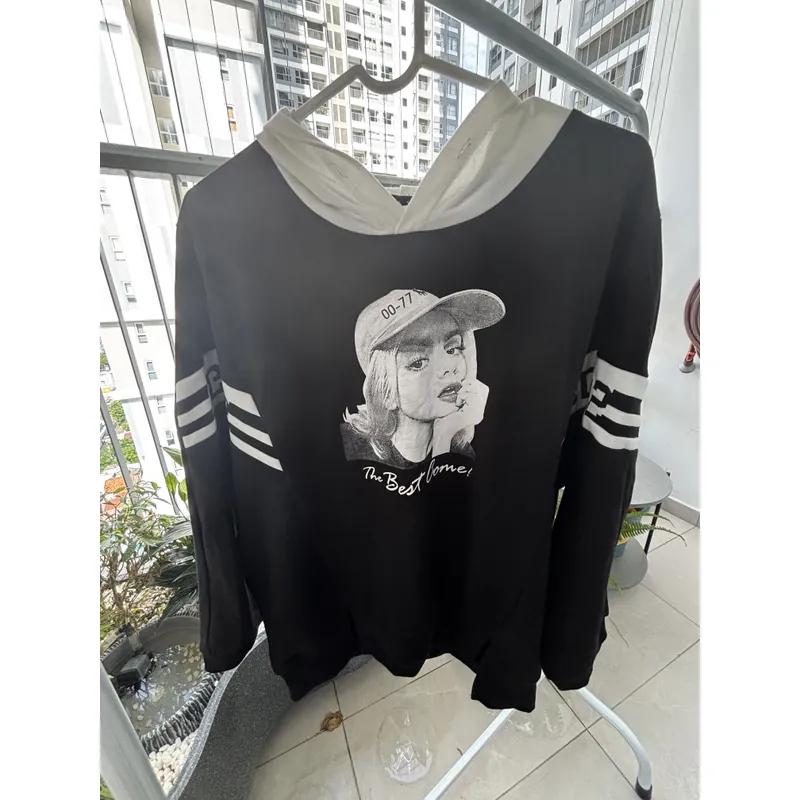 Áo Hoodie size S 740524