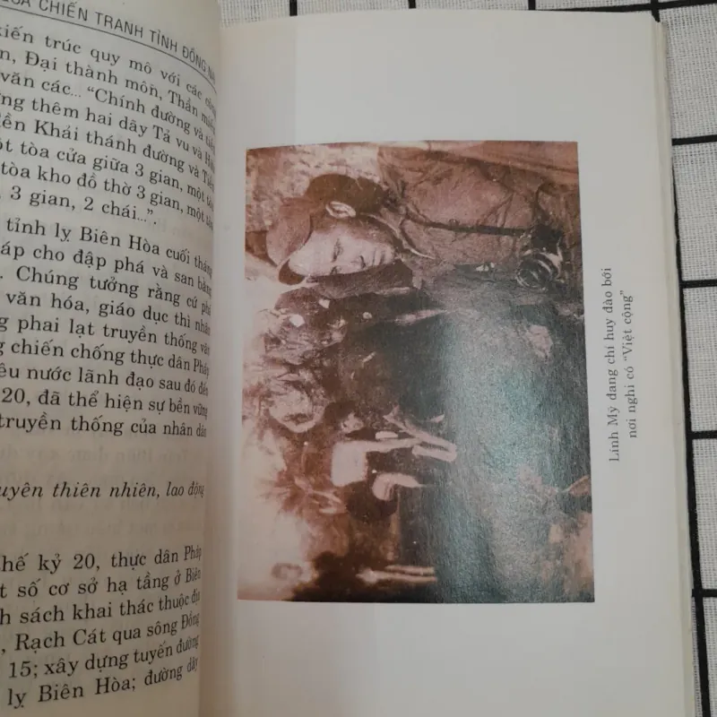 TỘI ÁC Thực dân Pháp Đế quốc Mỹ trên địa bản Thành phố Biên Hòa. Ban Điều tra tình ĐN 601452