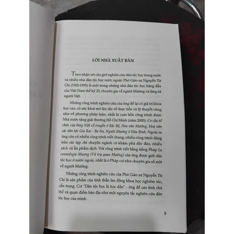Góp phần nghiên cứu văn hóa và tộc người của GS  Nguyễn Từ Chi 990105