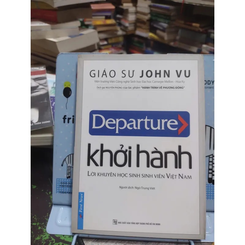 Sách: Departure - Khởi hành - Tác giả: John Vu 608110