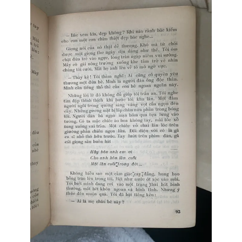 ĐỐI THOẠI SAU BỨC TƯỜNG - DƯƠNG THU HƯƠNG 621871