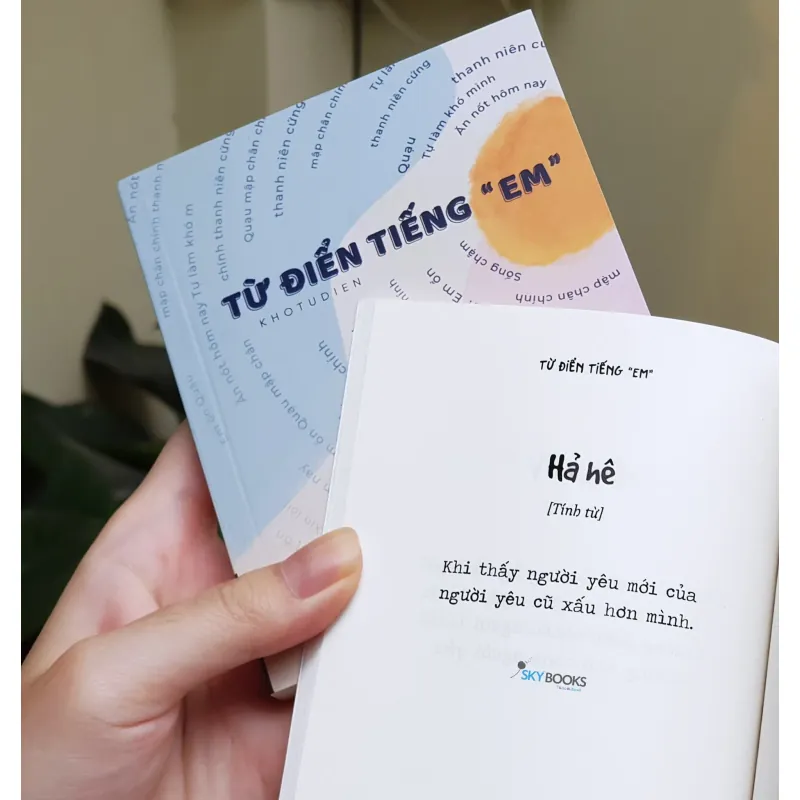 Từ Điển Tiếng “Em” 717564