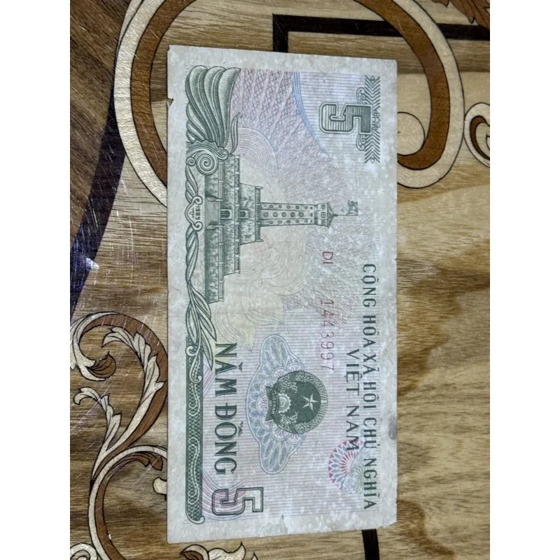 5 đồng cột cờ 1985 1018970