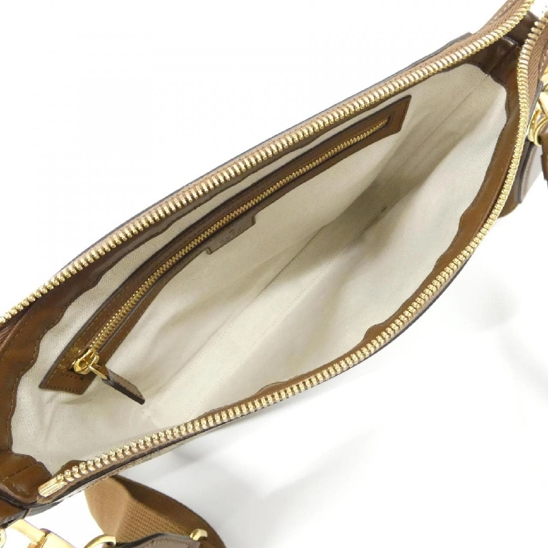 Túi đeo vai INTERLOCKING G 726833 92THG của Gucci 609680