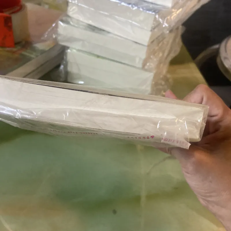 Cà phê đợi một người  1026329