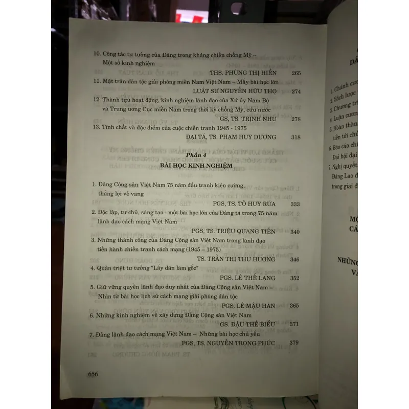 Việt Nam trên con đường lớn bản hùng ca thế kỷ XX - PGS,TS. Triệu Quang Tiến 717558