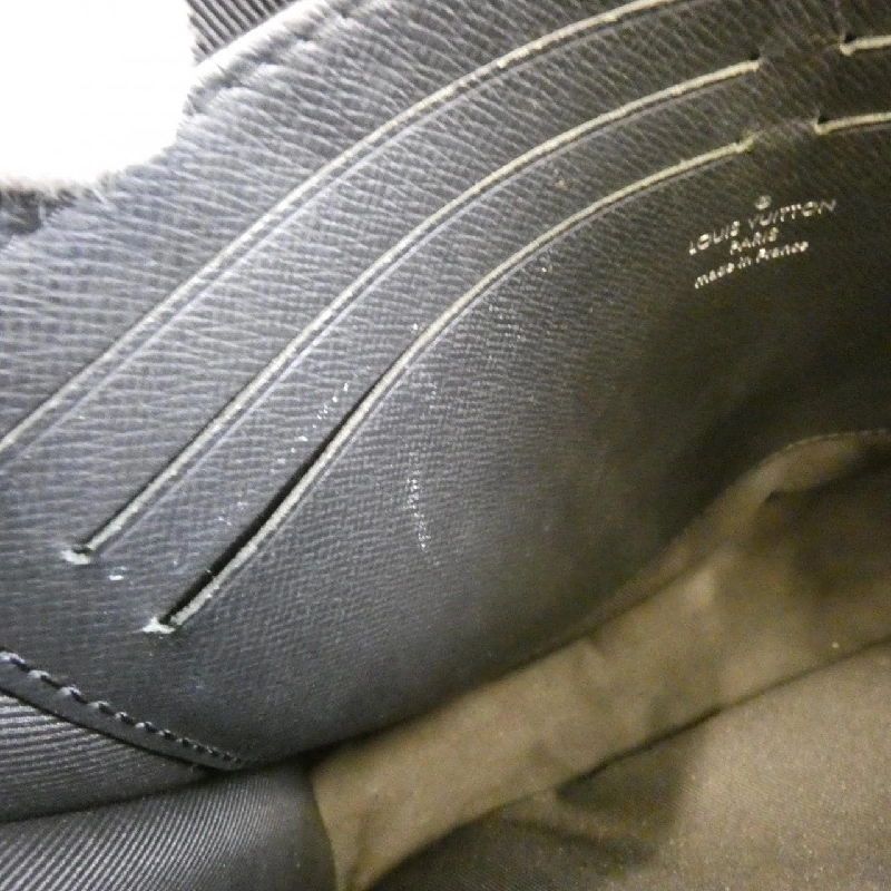 Túi xách Louis Vuitton Monogram Eclipse Pochette Voyage MM M61692 614912