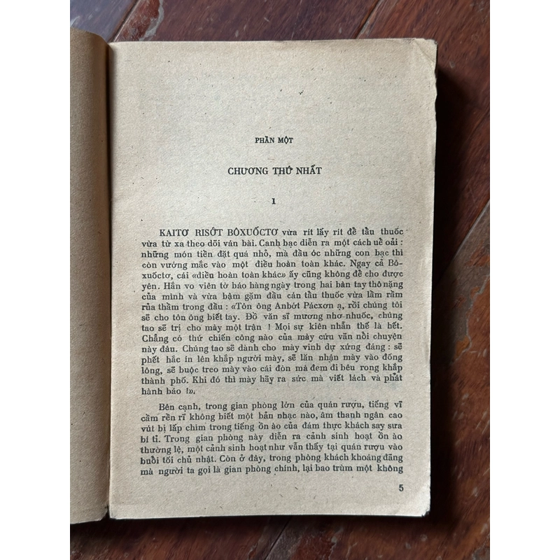 Những Người Bị Kết Án Bất Tử – Tiểu thuyết 495973
