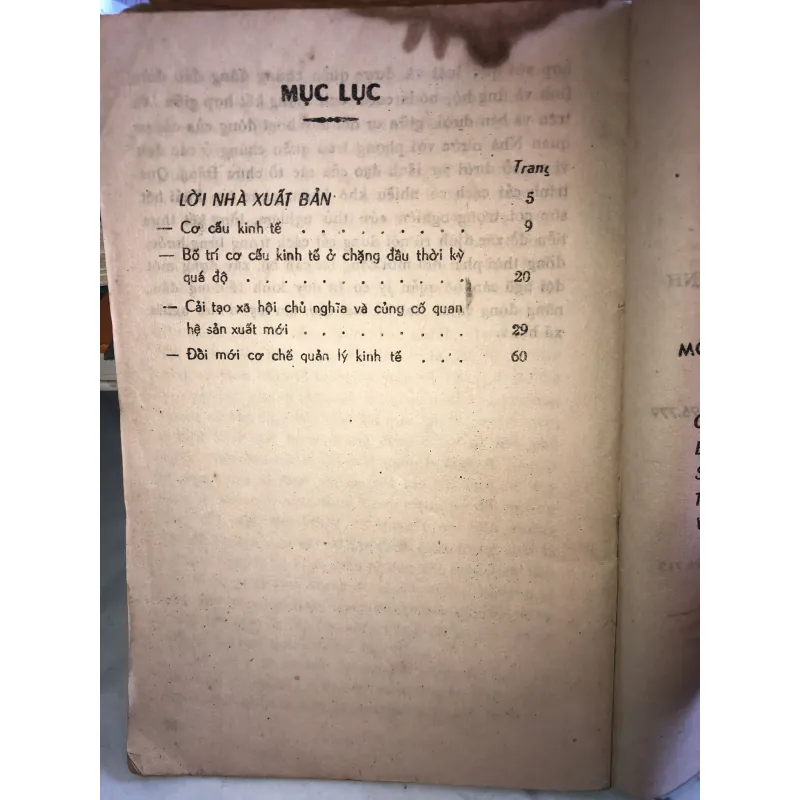Tìm hiểu nghị quyết đại hội VI - Một số vấn đề thuộc quan điểm kinh tế  1001718