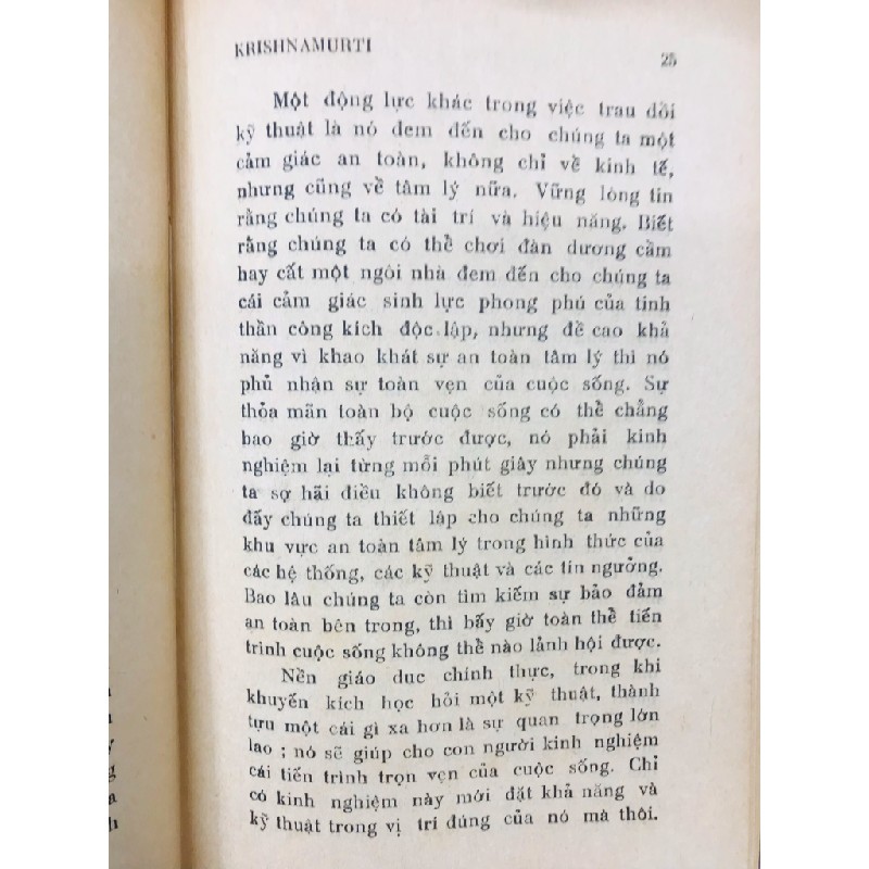 Giáo dục và ý nghĩa cuộc sống - Krisnamurti 128849