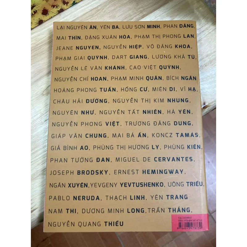 Tạp Chí Viết Và Đọc - Chuyên Đề Mùa Hạ 2022 970518