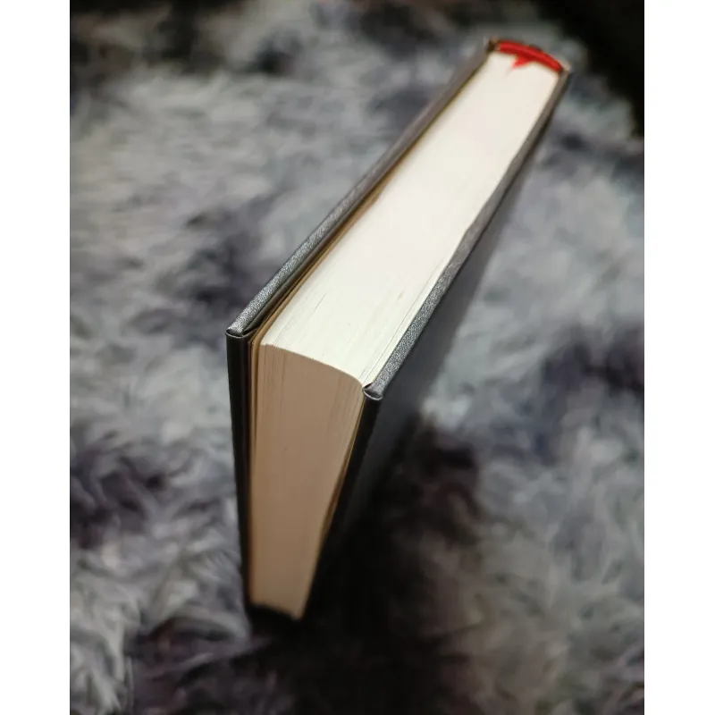 Đèn lồng đỏ treo cao cao 926556