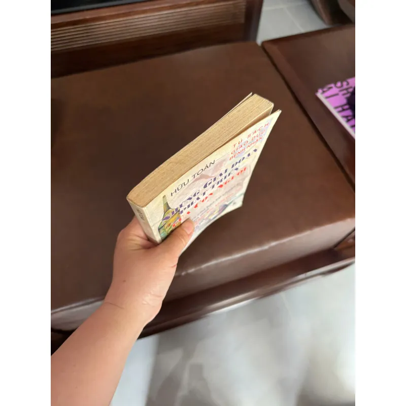 NHỮNG GIAI ĐOẠN PHÁT TRIỂN CỦA CON NGƯỜI (HỮU TOÀN) - K5 1031242