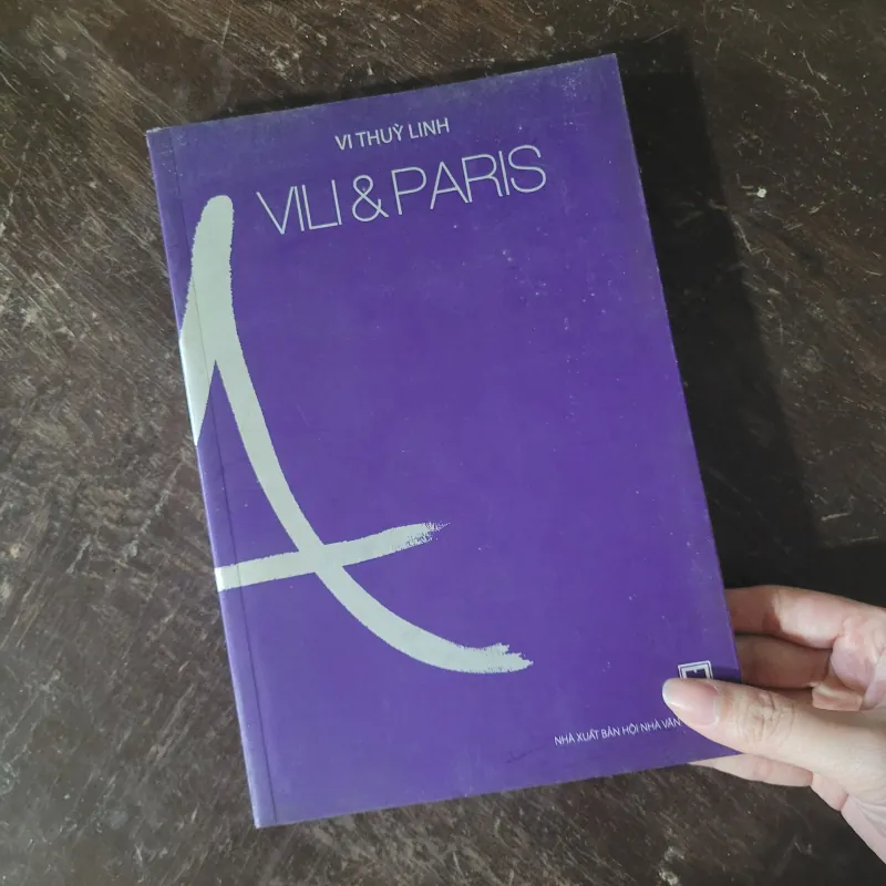 Vili & Paris - Vi Thùy Linh 1003183