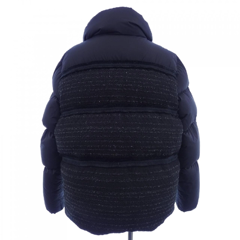 Áo khoác lông vũ MONCLER 641096