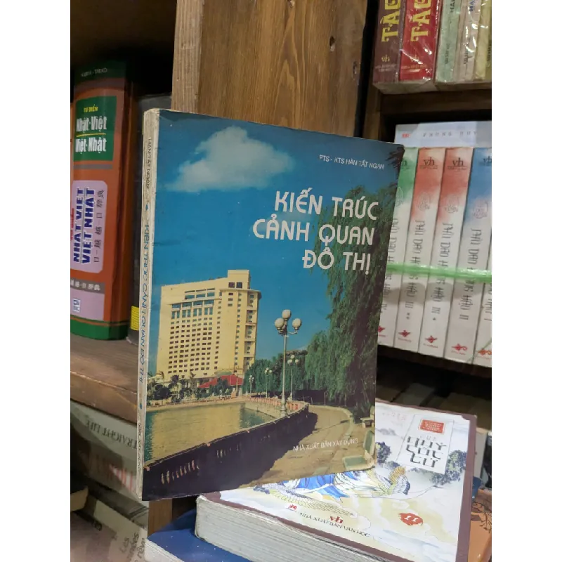 Kiến trúc cảnh quan đô thị - PTS KTS Hàn Tất Ngạn 655044
