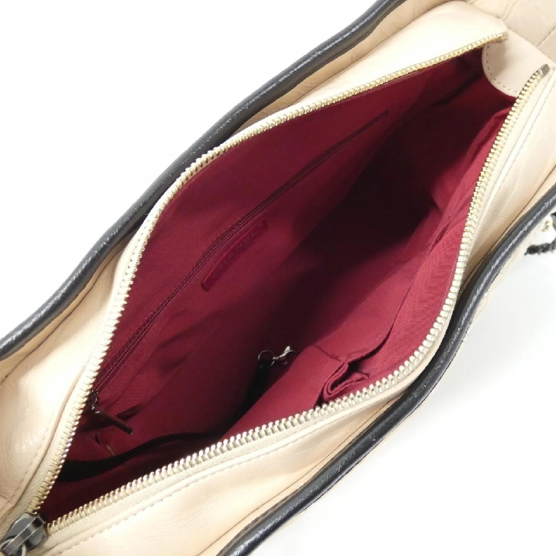 Túi xách vai Gabrielle của Chanel 93824 613314