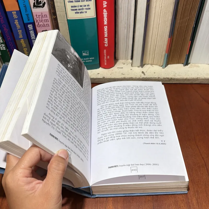 II Tuyển Tập Bài Báo Hay Của Báo Thanh Niên - 2005 740079