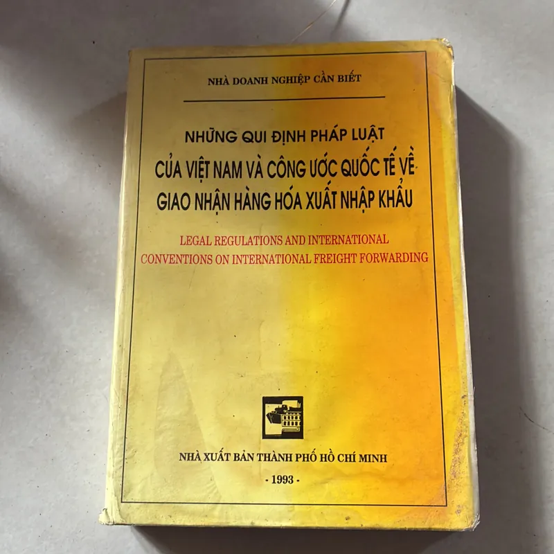 Các nhà doanh nghiệp cần biết về xuất nhập khẩu (2 cuốn) 739391
