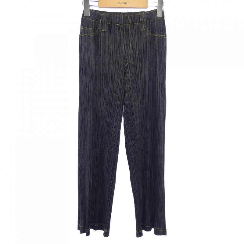 Pleats Please PLEATS PLEASE PP75-JF022 Quần 646151