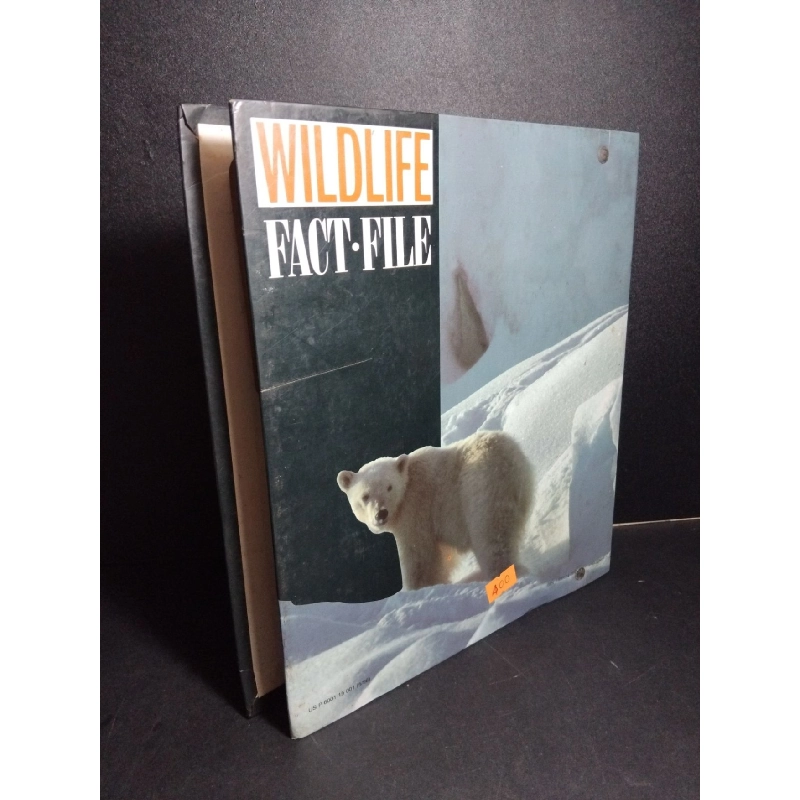 Wildlife fact file (bìa cứng, sách màu) mới 80% bẩn bìa, ố HCM2101 NGOẠI VĂN 918622