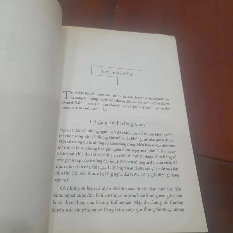 Richard H. Thaler - TẤT CẢ CHÚNG TA ĐỀU HÀNH XỬ CẢM TÍNH 711855