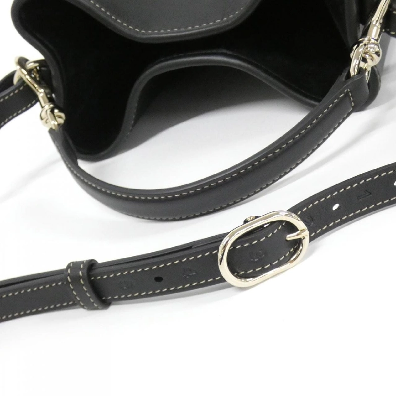 Túi GG EMBLEM 815118 AAEC2 - Hàng hiệu Authentic 770504