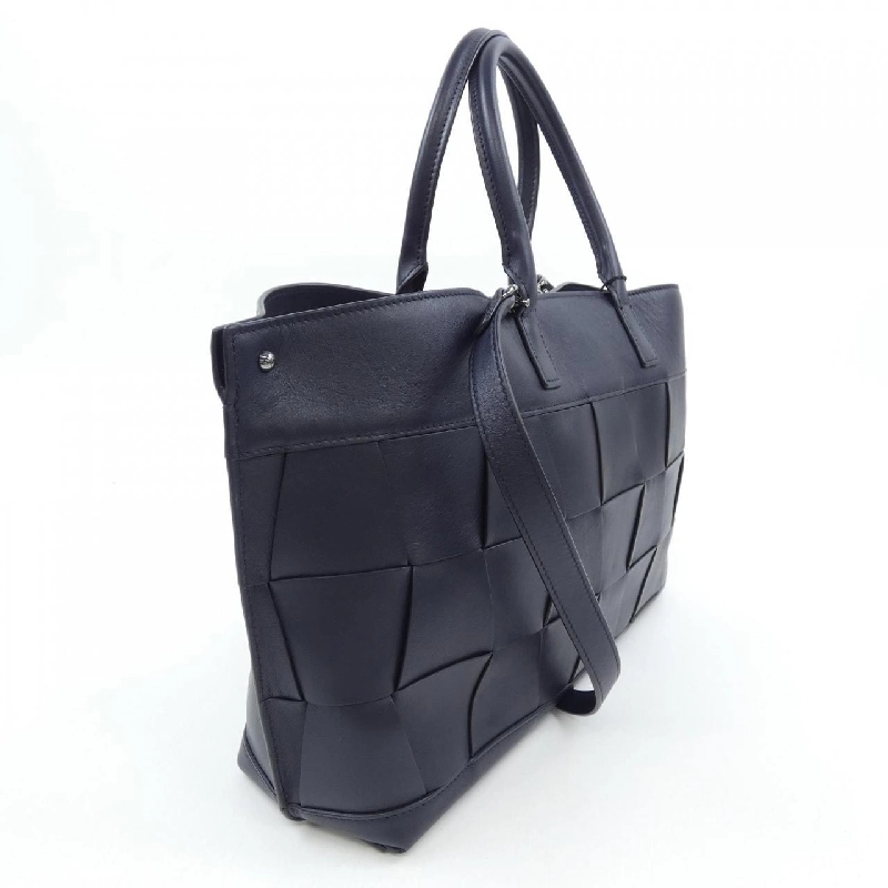 BAG Messenger Nhỏ AKRIS - Hàng hiệu Chính hãng 831583