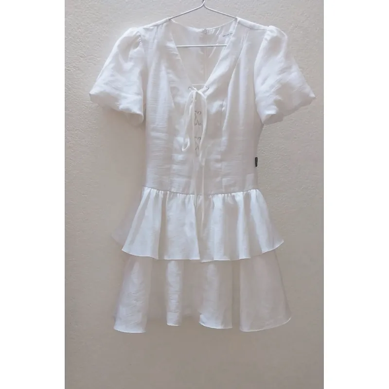 Váy kiểu nữ Twenty Five, size M, màu be, còn mới, chỉ mặc chụp ảnh 1 lần  558850
