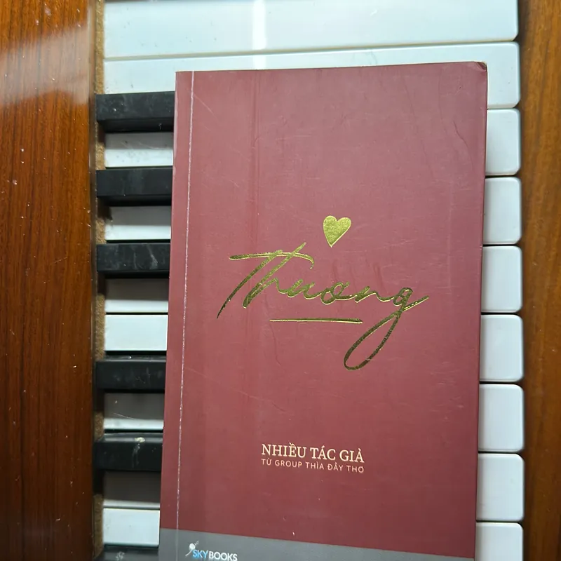 Thương - nhiều tác giả  689380