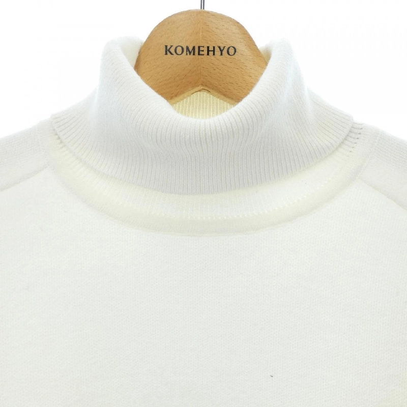 UNFILO Áo len - Hàng hiệu Authentic 811052