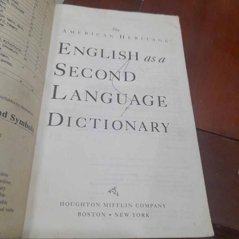 The AMERICAN HERITAGE ENGLISH as a SECOND LANGUAGE Dictionary 499312
