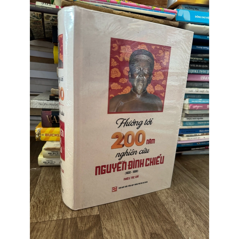 Hướng tới 200 năm nghiên cứu Nguyễn đình Chiểu 526799