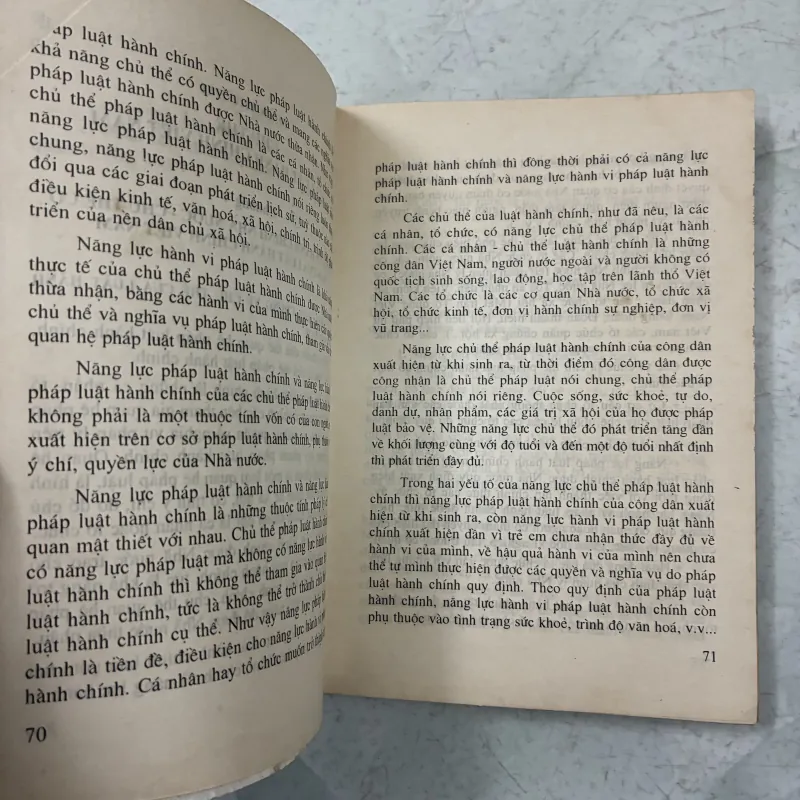 Luật hành chính - 1997s 1010182