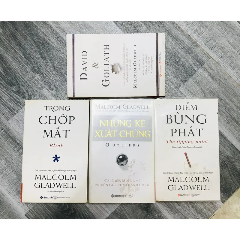 NHỮNG KẺ XUẤT CHÚNG - ĐIỂM BÙNG PHÁT - TRONG CHỚP MẮT - DAVID & GOLIATH 718764