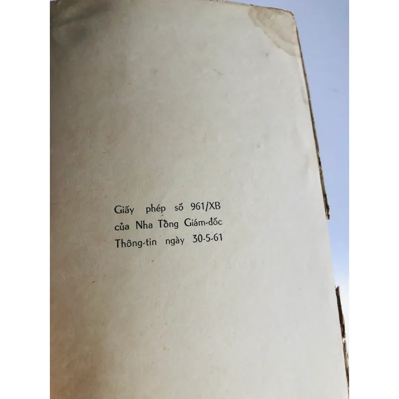 SỬA BƯỚC SANG NGANG 1961 557944