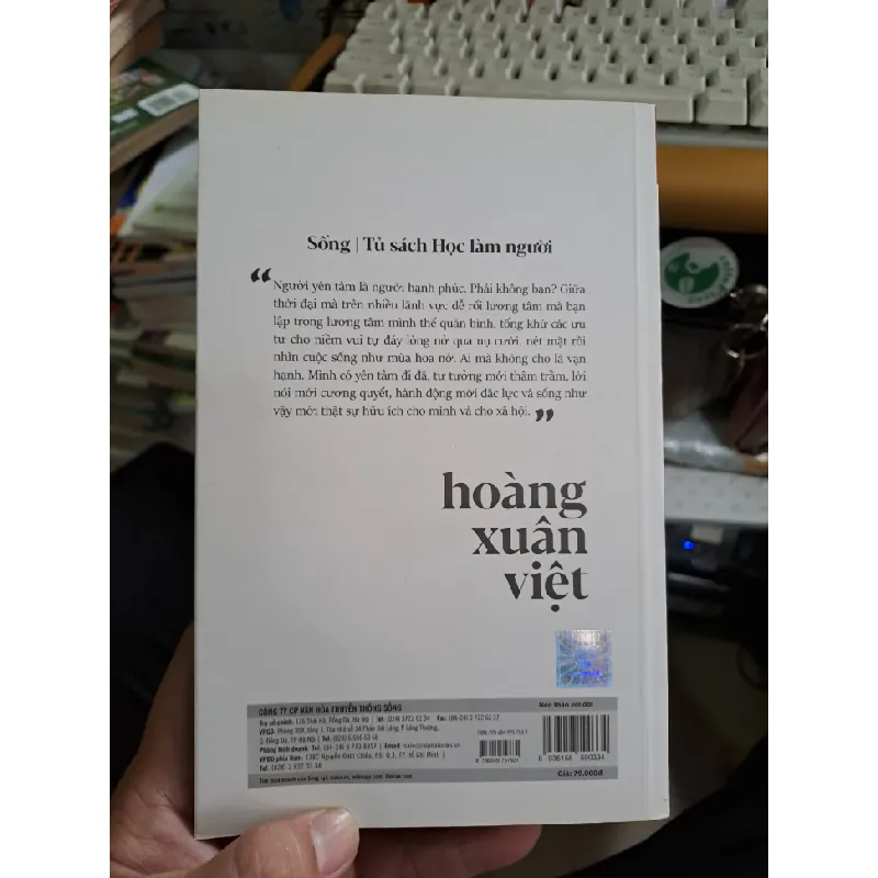 Nên thân với đời Hoàng Xuân Việt mới 90% 2019 KỸ NĂNG VAVO1709 560200