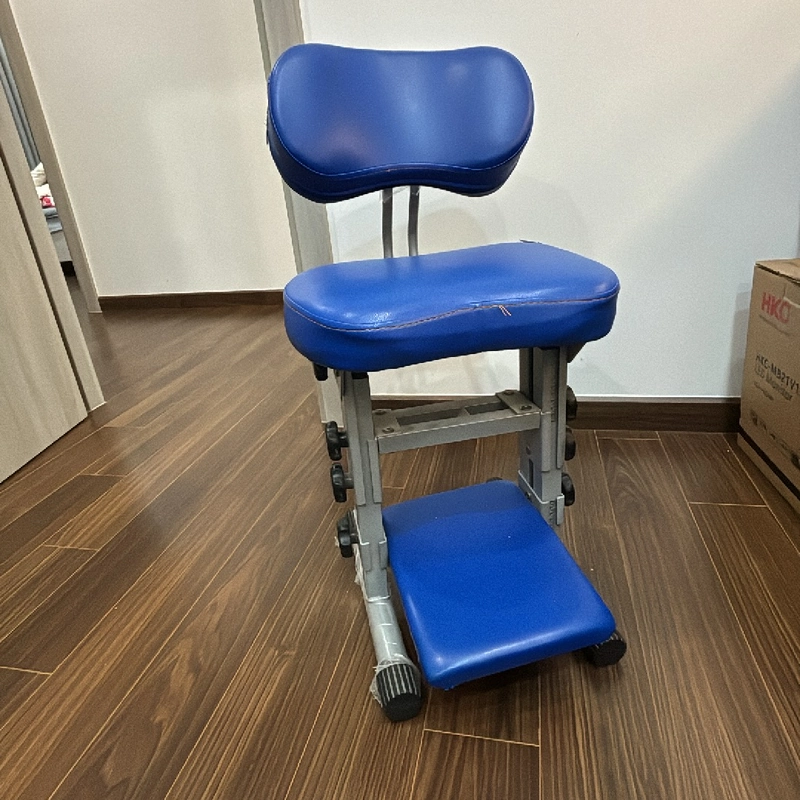 Ghế công thái học chống gù lưng 443604