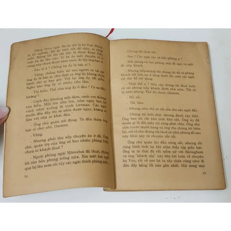 Truyện trinh thám cổ điển Anh: NGƯỜI ĐÀN BÀ NGÃ XUỐNG BIỂN (Anthony Berkeley) 785511
