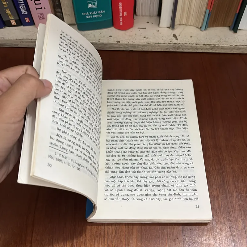 II Sách Kinh Tế: Kinh Tế Chính Trị _ Chương Trình Cao Cấp (Tập 1) - 1997 600089
