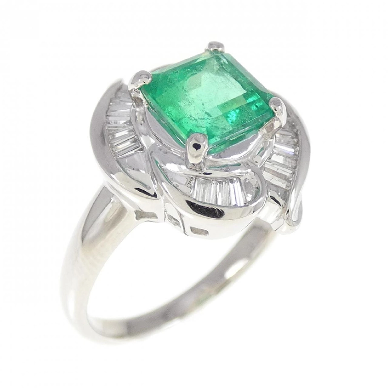 Nhẫn Emerald 1.379CT 672674