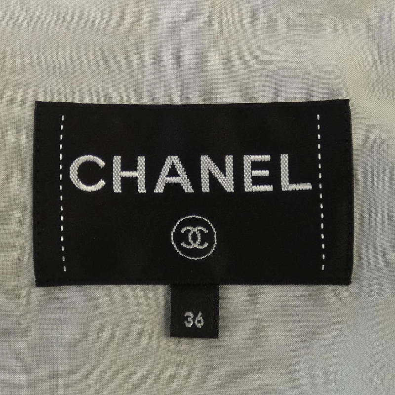 【Đối tượng phiếu giảm giá】Áo khoác CHANEL 637851