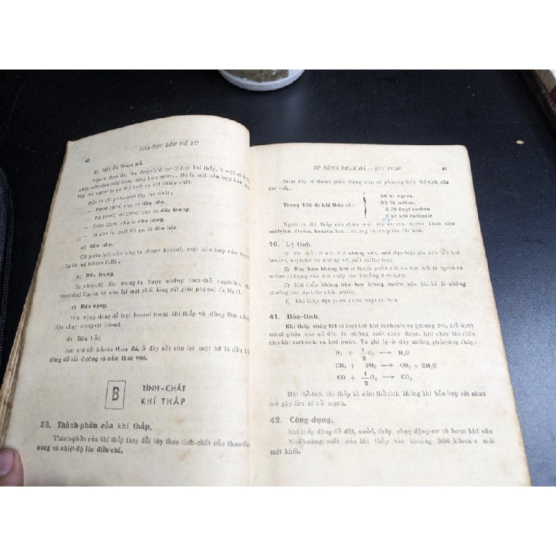 Hóa Học lớp Đệ Tứ Trung Học - Nguyễn Ngọc Huân & Đinh Văn Lô & Đỗ Đức Công 396023