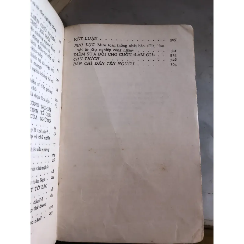 Làm gì? - V.I. Lê-nin 1004269