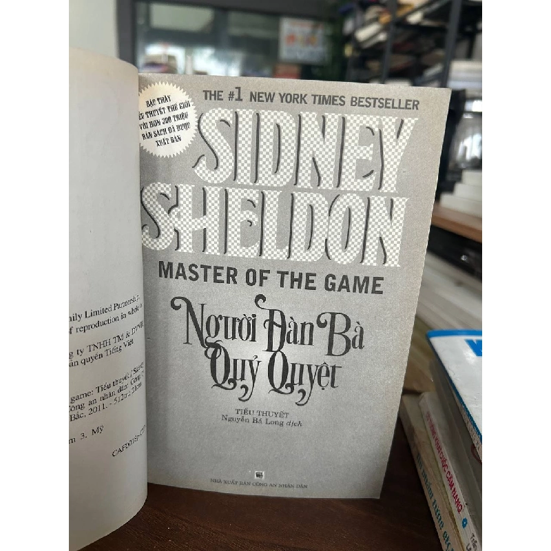 Người Đàn Bà Qủy Quyết (Master of the Game) - Sidney Sheldon 933757