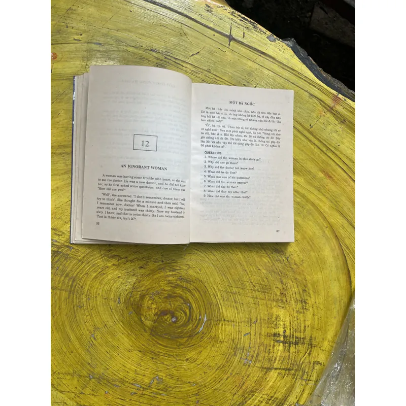 NỤ CƯỜI NƯỚC ANH- SONG NGỮ 596100